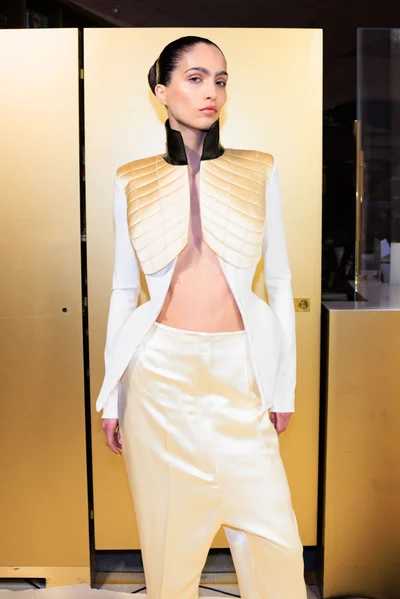 Look 7